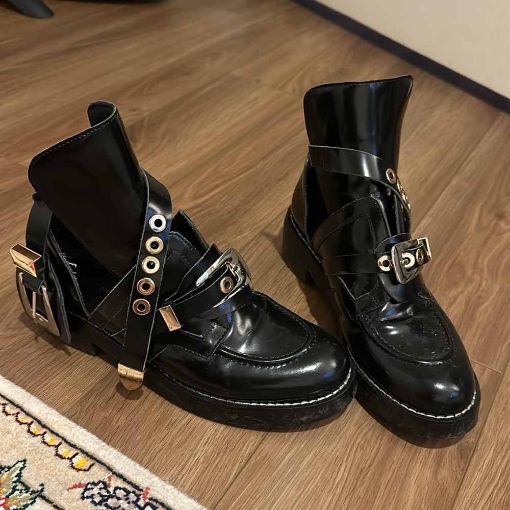 Balenciaga boots